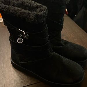 Guess boots